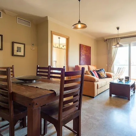 Penthouse Puerto Marina Apartment